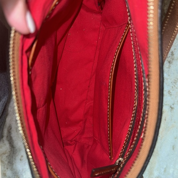 DOONEY & BURKE HANDBAG - Picture 10 of 10